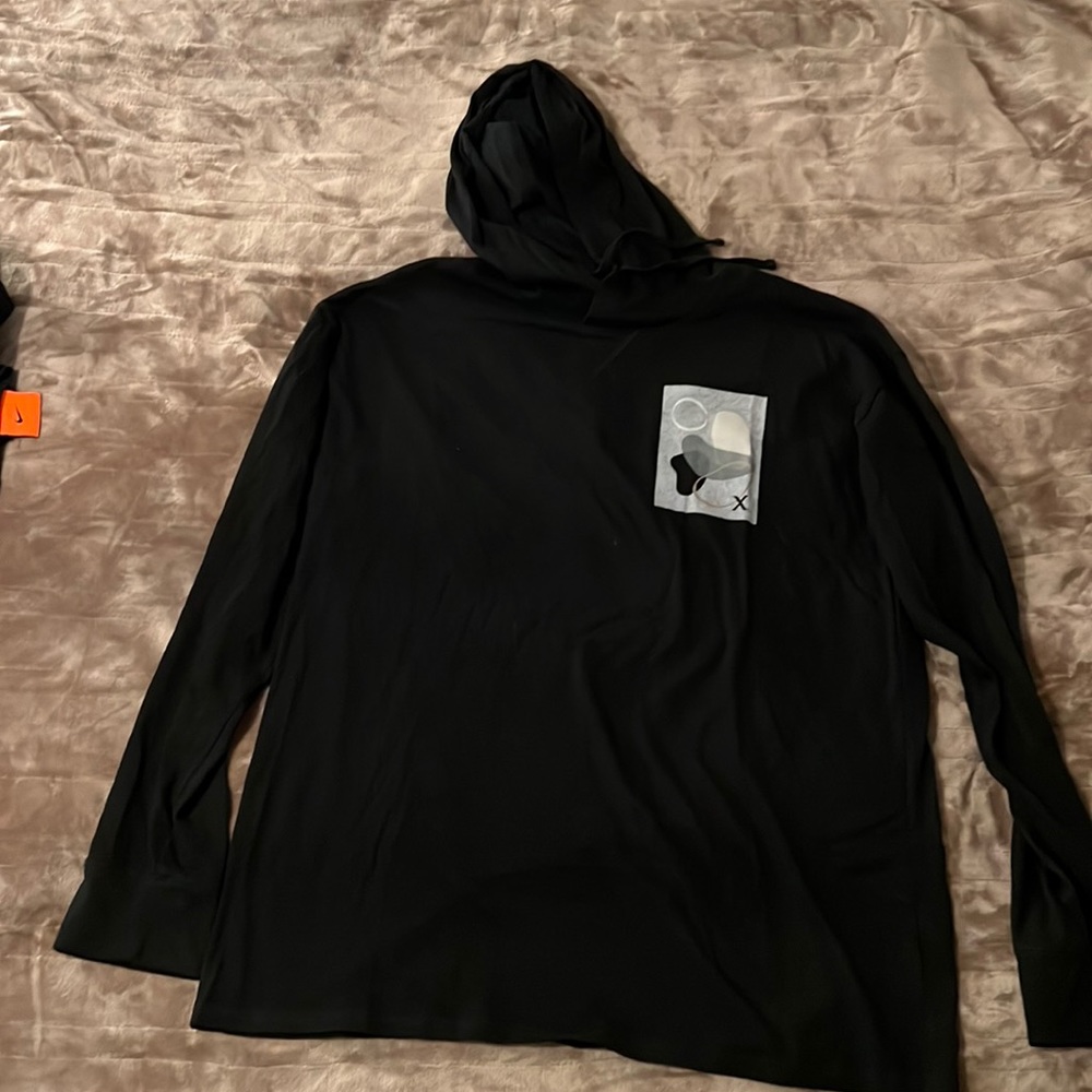 Long Sleeve T-Short Hoodie